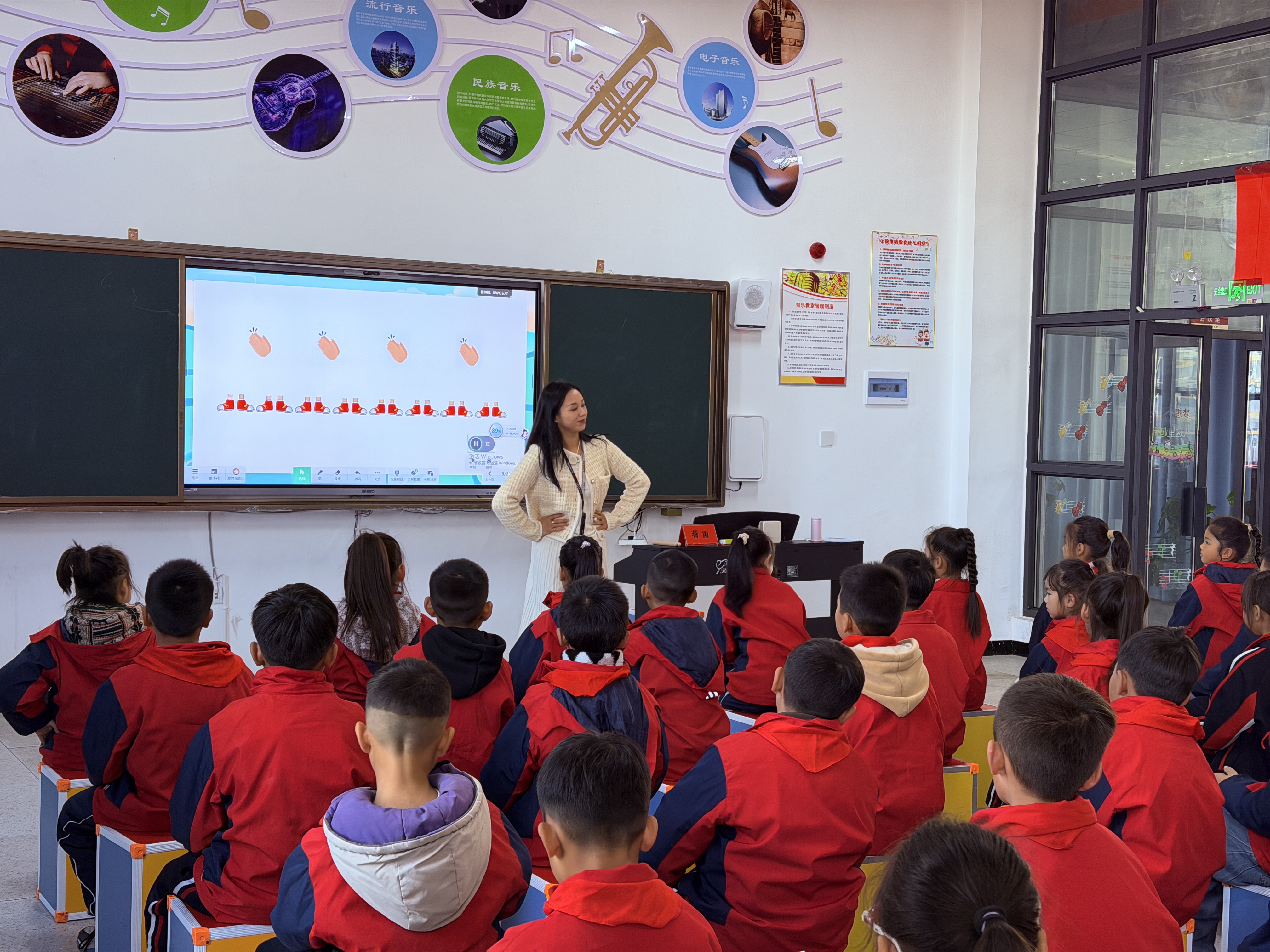 ef6f3f168ea64857f8e5b54dfbf2129