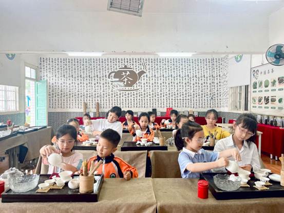 说明: 8aeab0cc05d363de200683f95e4a4c9