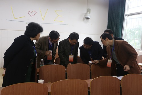 评审专家评议