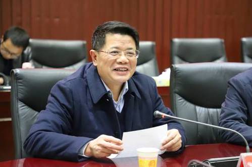 省教育厅厅长肖国安主持.